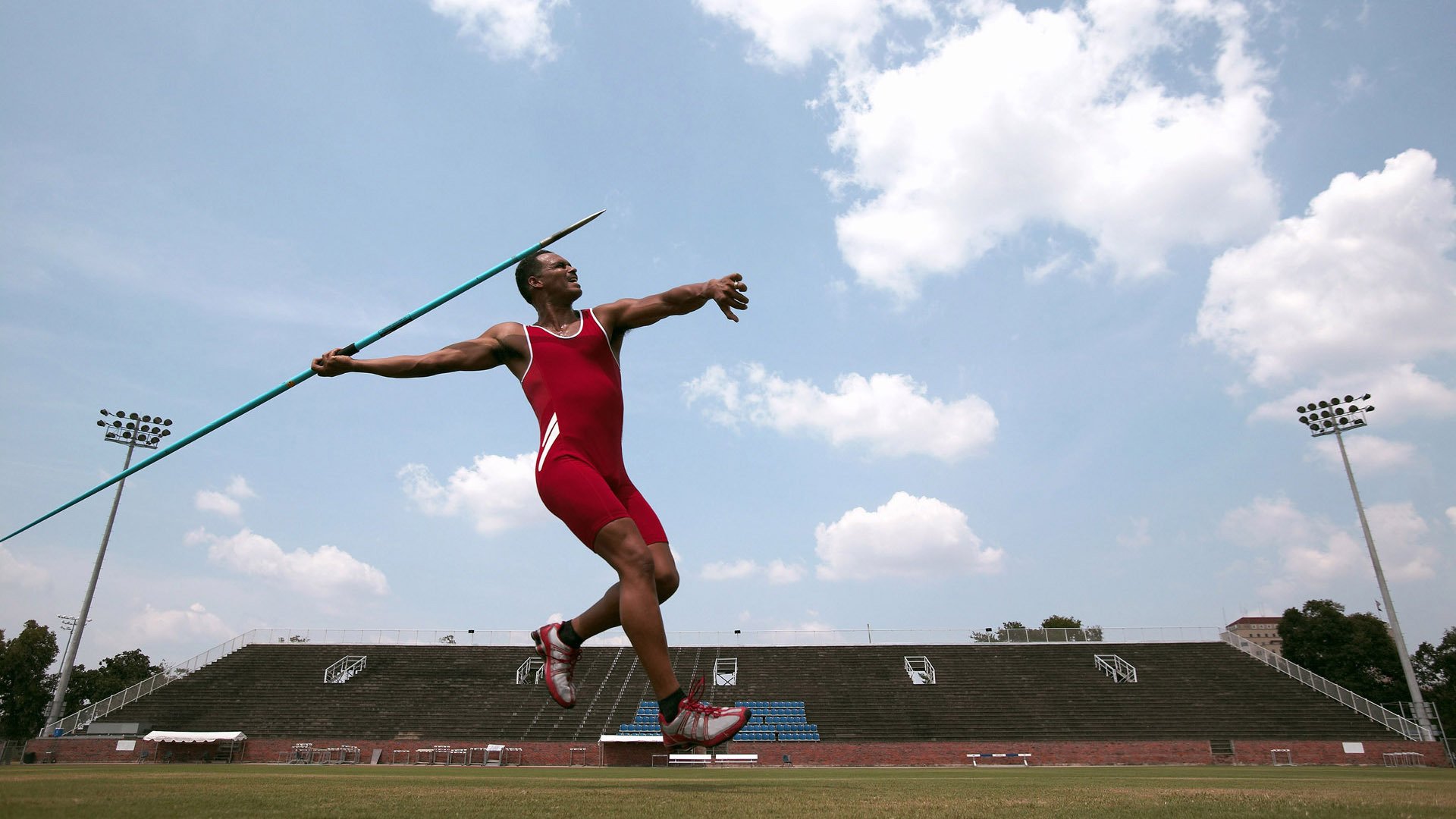 数字化裁判技术的成熟应用推动比赛公正公平，数字化竞赛
